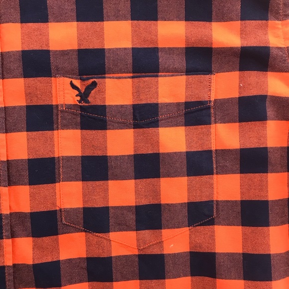 AMERICAN EAGLE navy & orange plaid button down - Picture 6 of 7